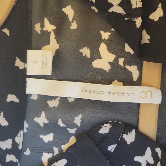 EUC, LC Lauren Conrad Butterfly Blouse, S, Black/white color - Picture 10 of 12